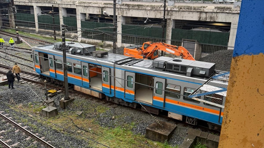 Esenler’de Metro Raydan Çıktı, Seferler Yeniden Başladı