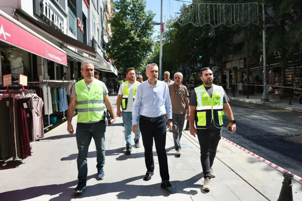 Başkan Vekili Akın: “Komşularımız İçin Bayrampaşa’nın Her Köşesine Dokunuyoruz”